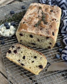 Bleu Berry Thyme English Muffin Bread